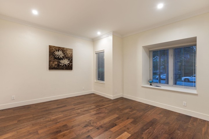 Photo 17 at 839 W 20th Street, Mosquito Creek, North Vancouver