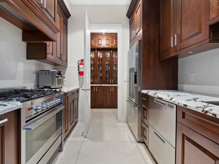 Photo 9 at 1760 29th Street, Altamont, West Vancouver