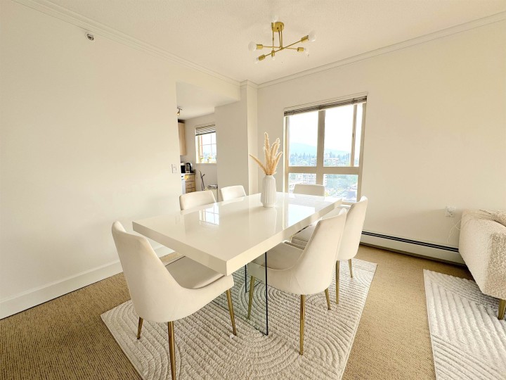 Photo 2 at 1503 - 121 W 15th Street, Central Lonsdale, North Vancouver