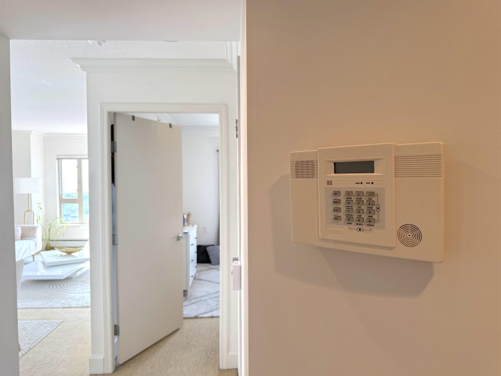 Photo 17 at 1503 - 121 W 15th Street, Central Lonsdale, North Vancouver