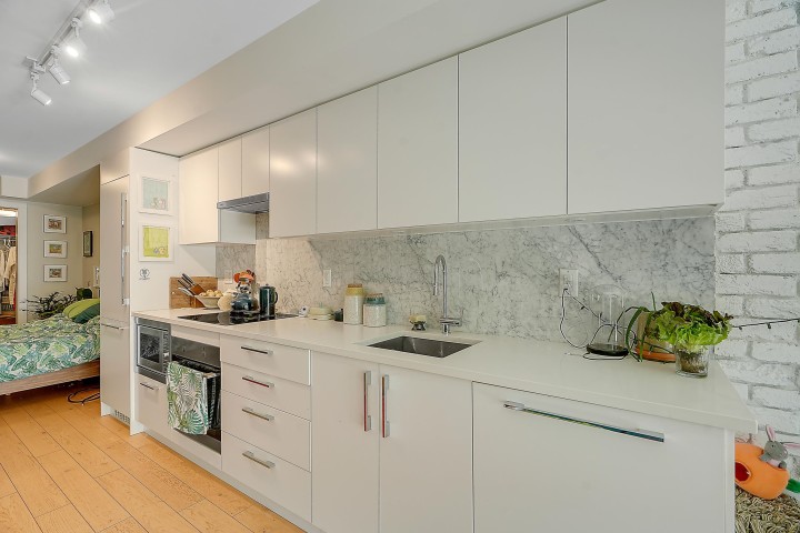 Photo 10 at 210 - 2508 Fraser Street, Mount Pleasant VE, Vancouver East