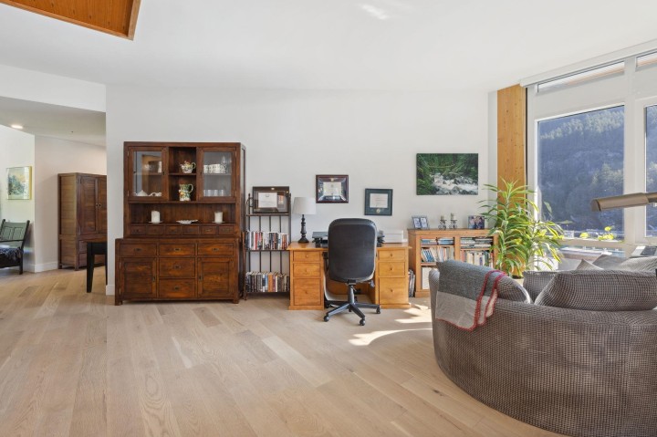 Photo 10 at 703 - 6687 Nelson Avenue, Horseshoe Bay WV, West Vancouver