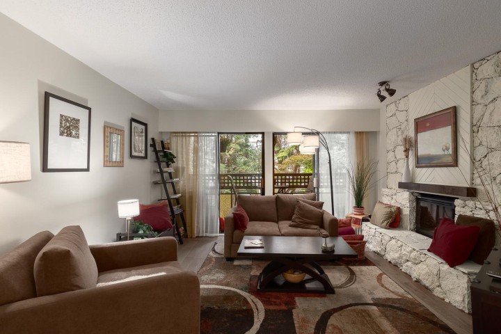 Photo 3 at 218 - 2320 W 40th Avenue, Kerrisdale, Vancouver West