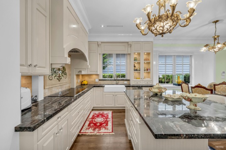 Photo 9 at 7283 Wiltshire Street, South Granville, Vancouver West