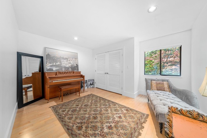 Photo 11 at 4869 Capilano Road, Canyon Heights NV, North Vancouver