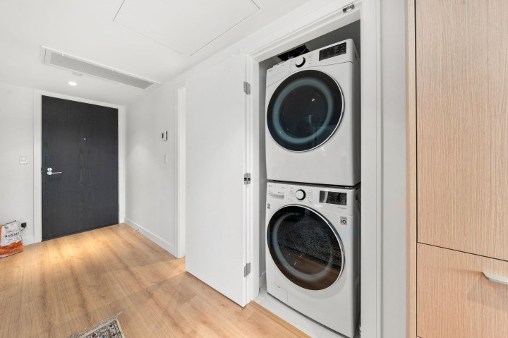 Photo 8 at 1401 - 1500 Fern Street, Lynnmour, North Vancouver