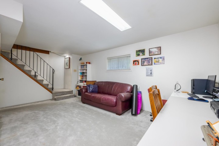 Photo 17 at 298 W 64th Avenue, Marpole, Vancouver West