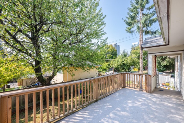 Photo 28 at 298 W 64th Avenue, Marpole, Vancouver West