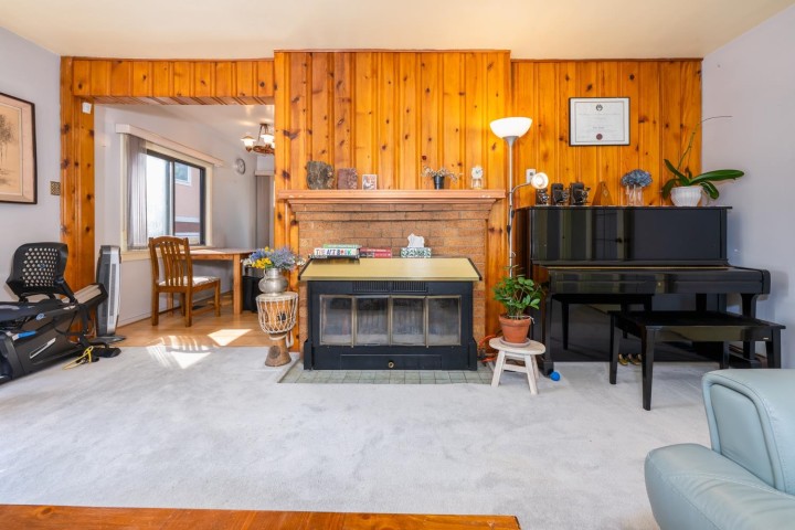 Photo 5 at 298 W 64th Avenue, Marpole, Vancouver West