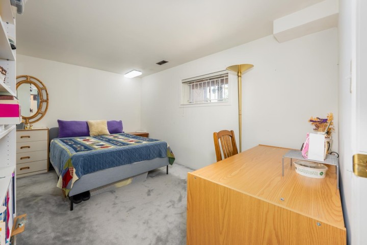 Photo 11 at 298 W 64th Avenue, Marpole, Vancouver West