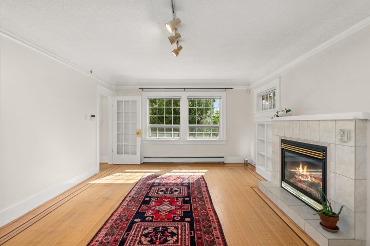 Photo 6 at 909 W 18th Avenue, Cambie, Vancouver West