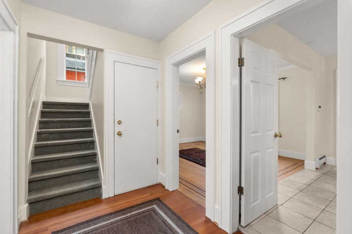 Photo 17 at 909 W 18th Avenue, Cambie, Vancouver West