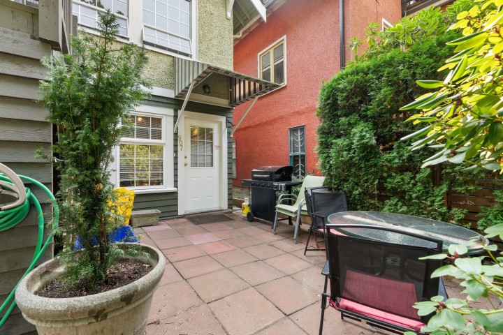 Photo 28 at 909 W 18th Avenue, Cambie, Vancouver West