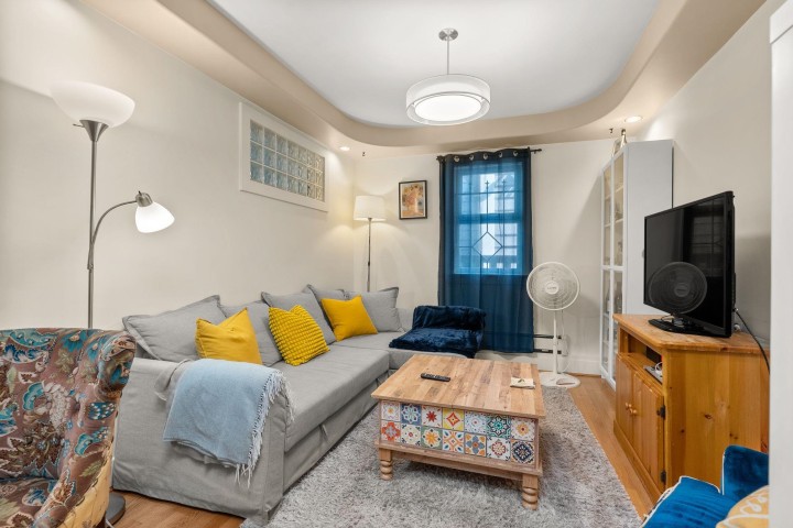 Photo 30 at 909 W 18th Avenue, Cambie, Vancouver West