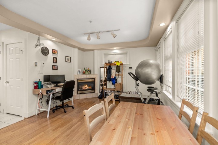 Photo 33 at 909 W 18th Avenue, Cambie, Vancouver West