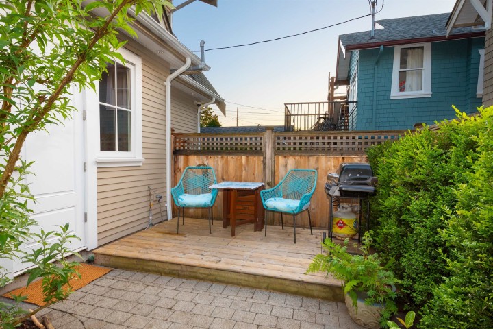 Photo 2 at 3132 W 7th Avenue, Kitsilano, Vancouver West