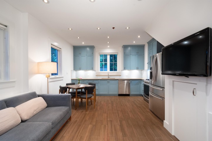 Photo 7 at 3132 W 7th Avenue, Kitsilano, Vancouver West