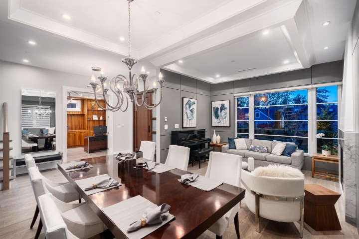 Photo 3 at 2820 W 32nd Avenue, MacKenzie Heights, Vancouver West