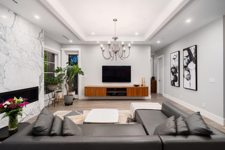 Photo 8 at 2820 W 32nd Avenue, MacKenzie Heights, Vancouver West