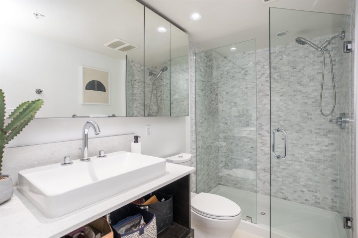 Photo 14 at 208 - 189 Keefer Street, Downtown VE, Vancouver East