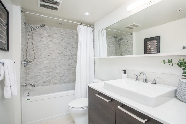 Photo 18 at 208 - 189 Keefer Street, Downtown VE, Vancouver East