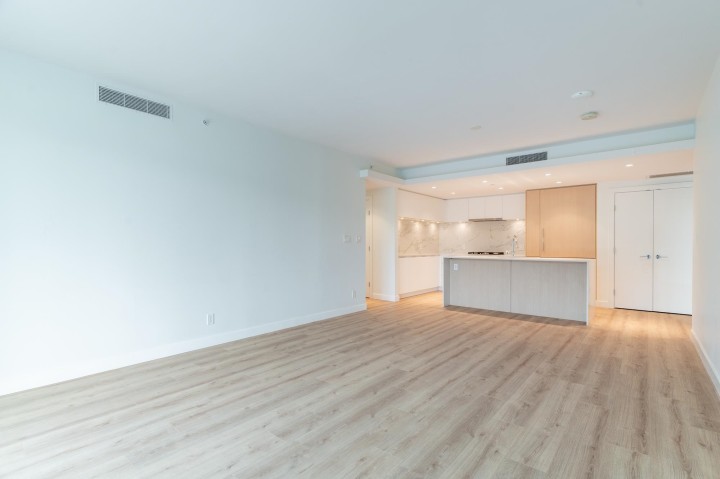 Photo 12 at 401 - 1500 Fern Street, Lynnmour, North Vancouver