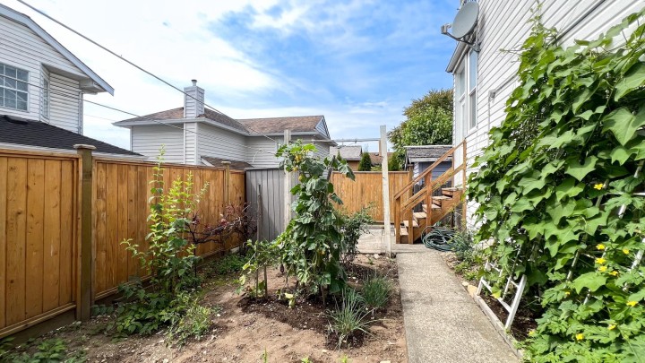 Photo 23 at 1860 Se Marine Drive, South Marine, Vancouver East