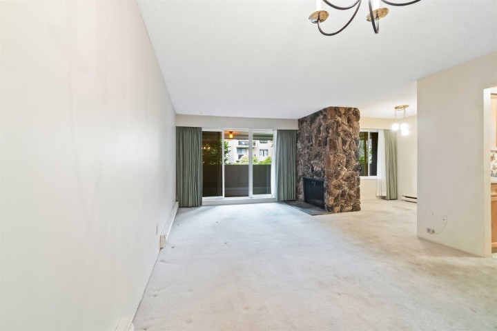 Photo 5 at 102 - 1352 W 10th Avenue, Fairview VW, Vancouver West