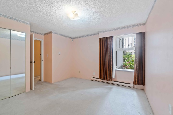 Photo 19 at 102 - 1352 W 10th Avenue, Fairview VW, Vancouver West