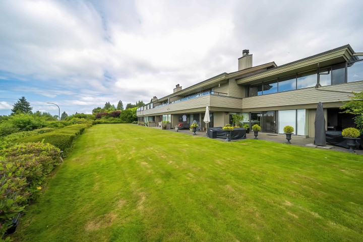 Photo 23 at 49 - 2202 Folkestone Way, Panorama Village, West Vancouver