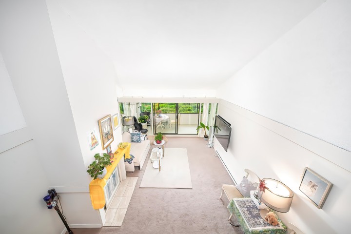 Photo 7 at 49 - 2202 Folkestone Way, Panorama Village, West Vancouver