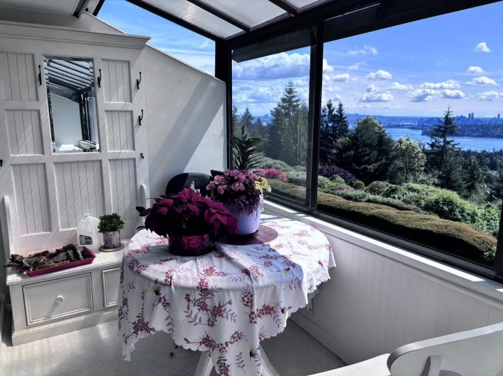 Photo 32 at 49 - 2202 Folkestone Way, Panorama Village, West Vancouver