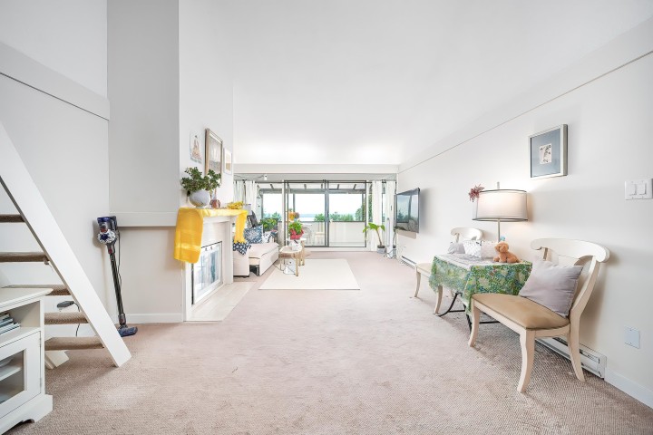 Photo 14 at 49 - 2202 Folkestone Way, Panorama Village, West Vancouver