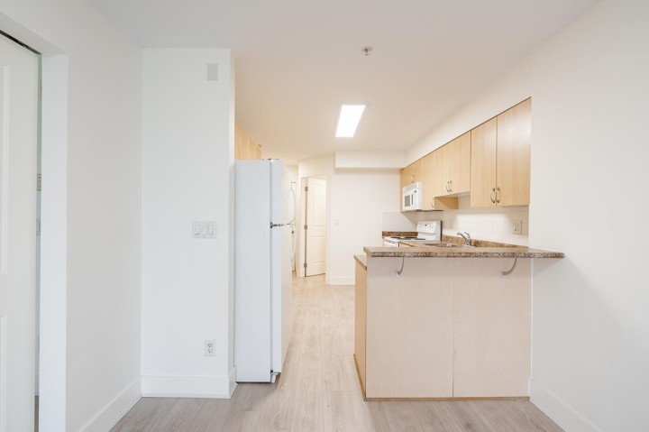 Photo 16 at 303 - 3423 E Hastings Street, Hastings Sunrise, Vancouver East