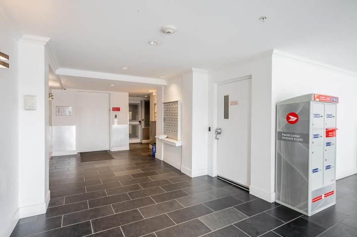 Photo 5 at 303 - 3423 E Hastings Street, Hastings Sunrise, Vancouver East