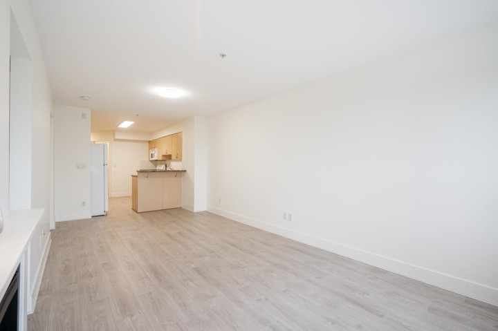 Photo 15 at 303 - 3423 E Hastings Street, Hastings Sunrise, Vancouver East