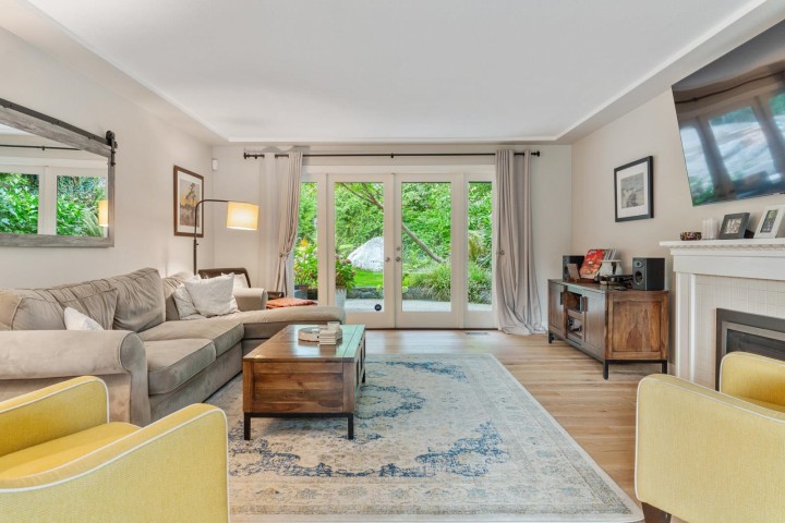 Photo 1 at 3760 Bayridge Avenue, Bayridge, West Vancouver