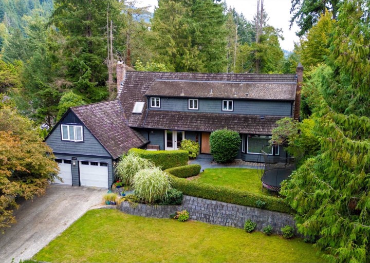 Photo 4 at 3760 Bayridge Avenue, Bayridge, West Vancouver