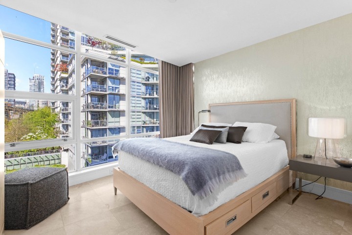 Photo 17 at 701 - 628 Kinghorne Mews, Yaletown, Vancouver West