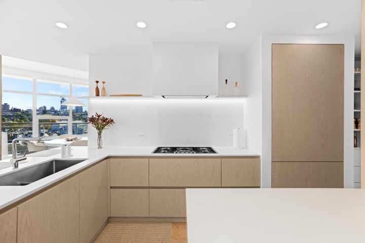 Photo 5 at 701 - 628 Kinghorne Mews, Yaletown, Vancouver West