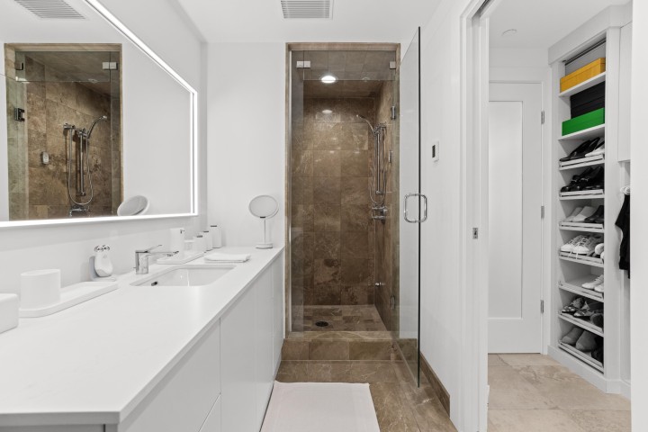 Photo 15 at 701 - 628 Kinghorne Mews, Yaletown, Vancouver West