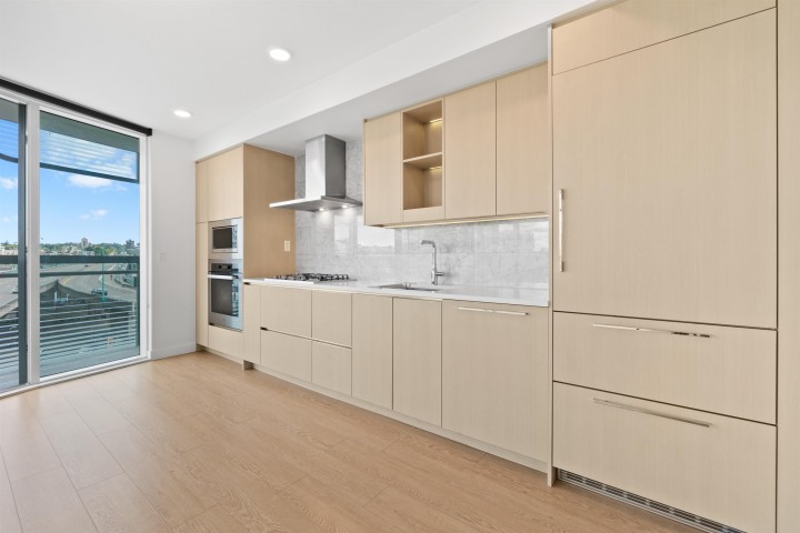 Photo 4 at 684 - 87 Nelson Street, Yaletown, Vancouver West