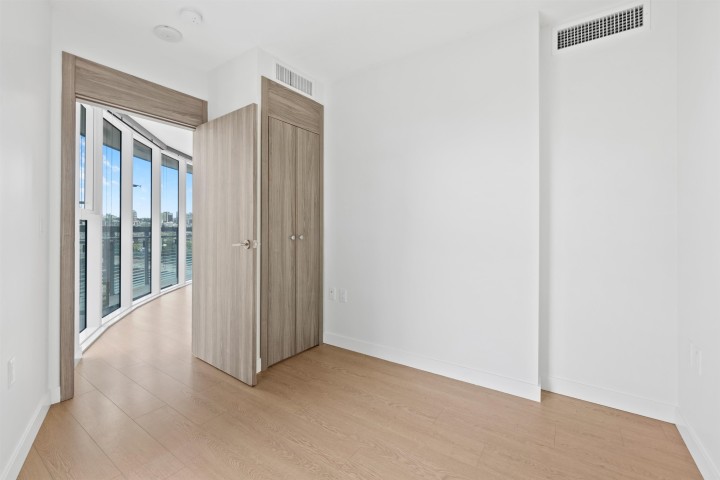 Photo 21 at 684 - 87 Nelson Street, Yaletown, Vancouver West