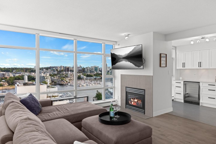 Photo 14 at 2006 - 198 Aquarius Mews, Yaletown, Vancouver West