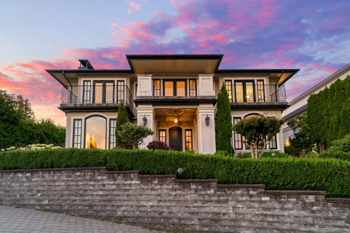 Photo 2 at 1485 Camelot Road, Chartwell, West Vancouver