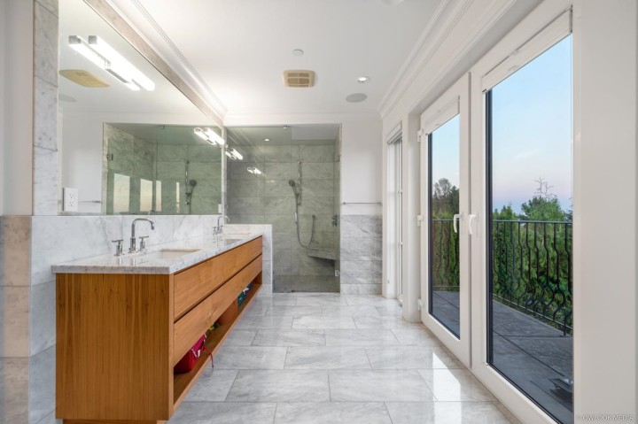 Photo 32 at 1485 Camelot Road, Chartwell, West Vancouver