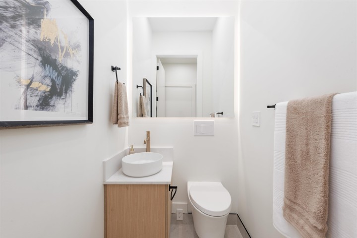 Photo 16 at 1 - 4895 Moss Street, Collingwood VE, Vancouver East