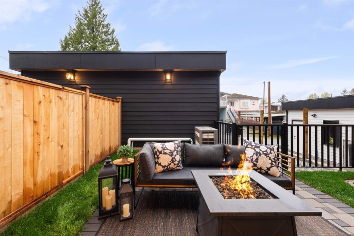 Photo 39 at 1 - 4895 Moss Street, Collingwood VE, Vancouver East