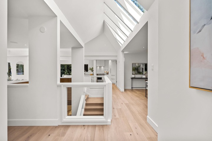 Photo 10 at 5061 Bear Lane, Caulfeild, West Vancouver