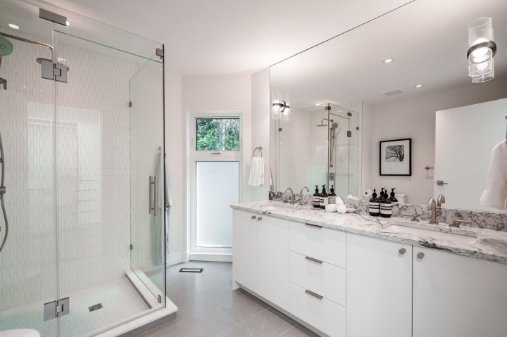 Photo 14 at 5061 Bear Lane, Caulfeild, West Vancouver